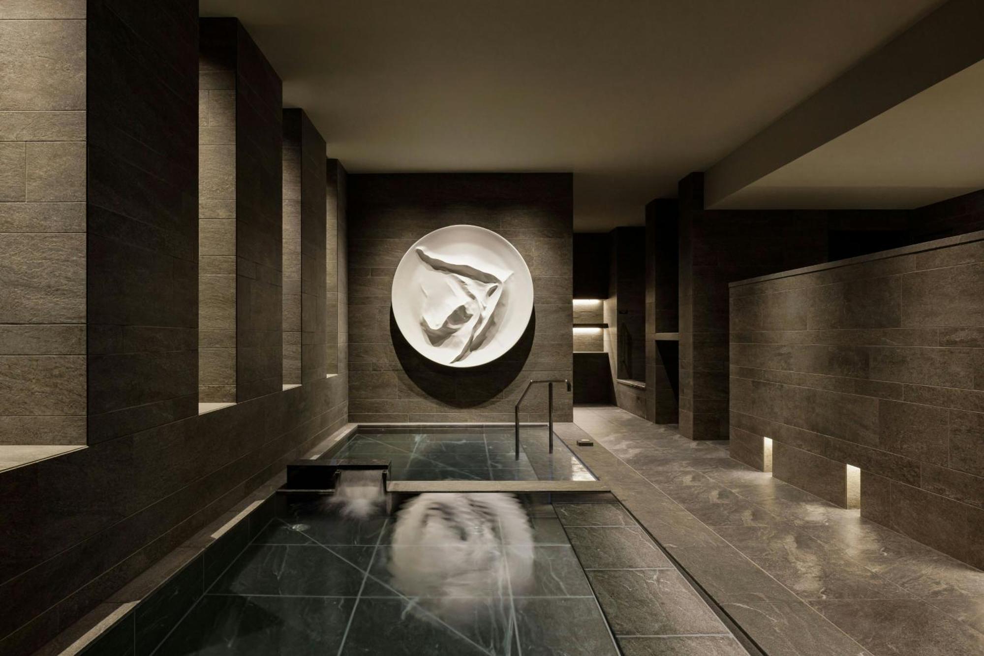 The Osaka Station Hotel, Autograph Collection Ngoại thất bức ảnh